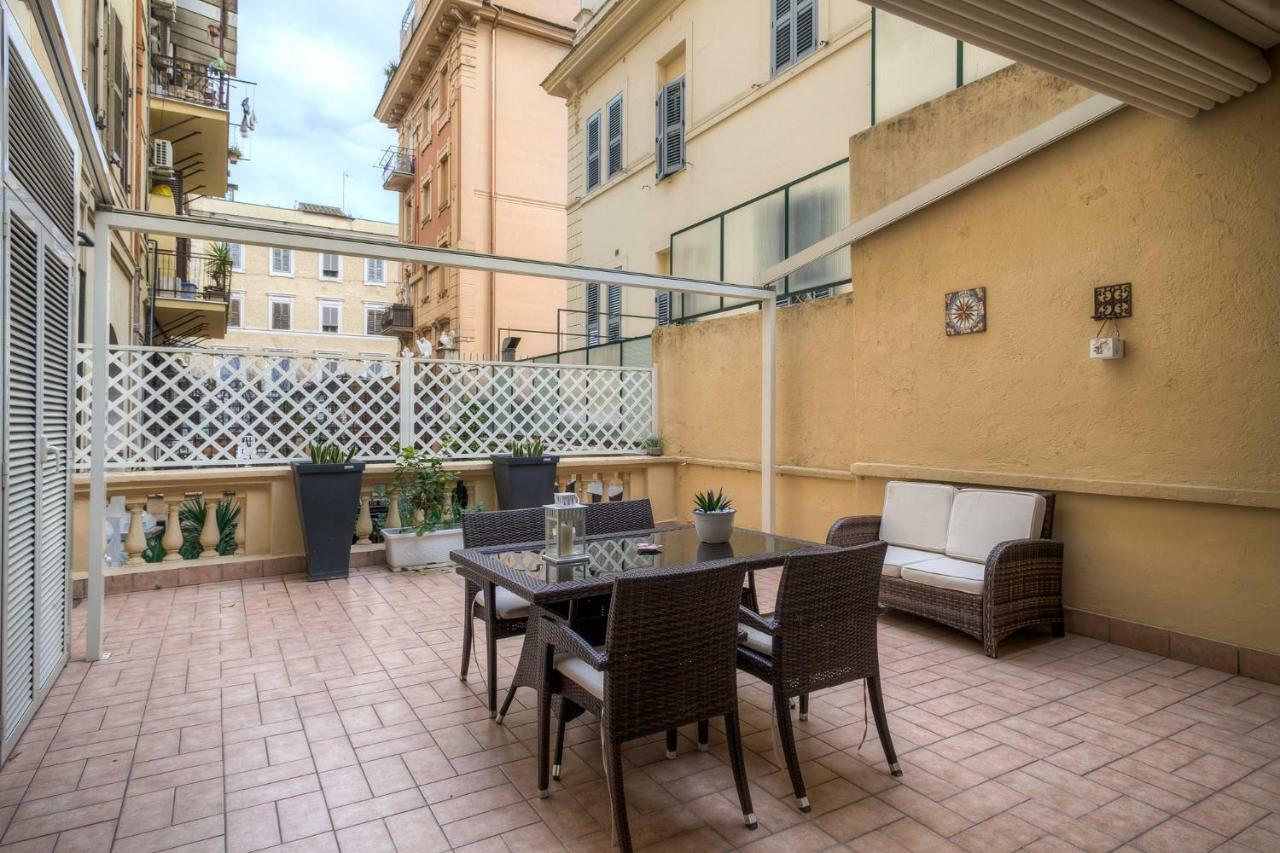 ローマLa Terrazza A San Pietroアパートメント エクステリア 写真